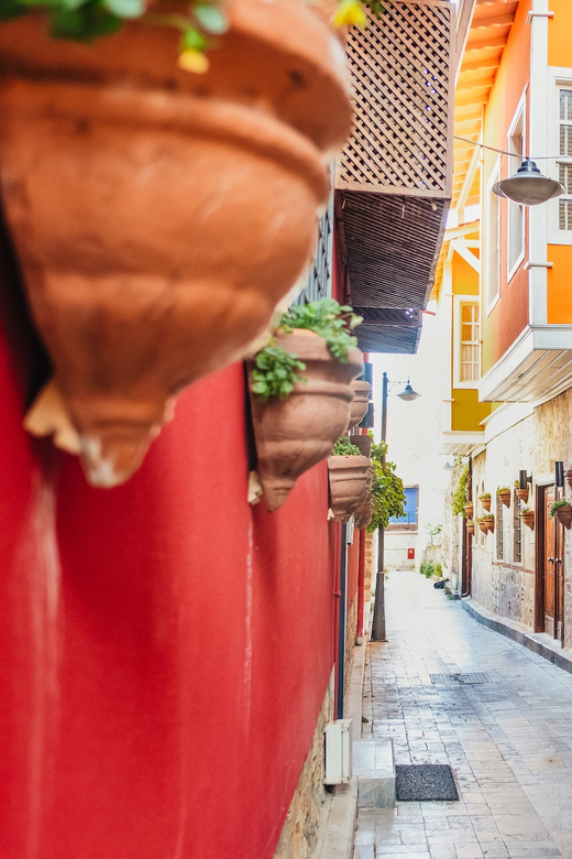 Antalya: City Tour including Waterfalls and Boat tour - The city stop and the tour’s shopping detour