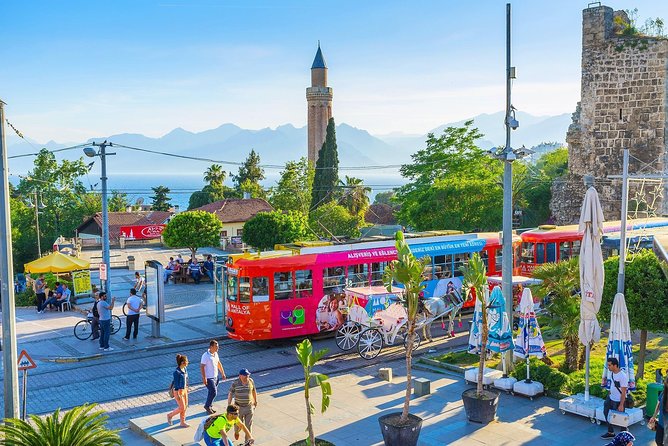 Antalya: City Tour with Boat Trip, Old Town & Waterfalls - The cable car problem