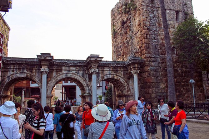 Antalya: City Tour with Boat Trip, Old Town & Waterfalls - Guides, vehicles, and the group experience