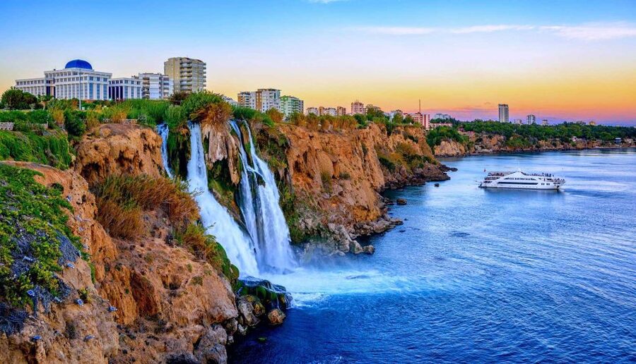Antalya: Guided Old Town Tour with Boat Trip and Lunch - Timing, comfort, and group expectations