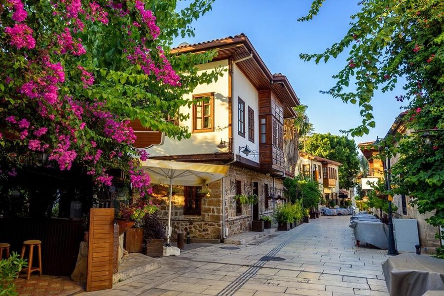 Antalya: Guided Old Town Tour with Boat Trip and Lunch - Starting with transport and the cable car stop