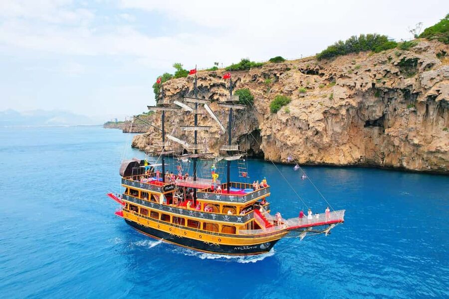 Antalya: Lara Pirate Boat Day Trip w/ Lunch & Soft Drink - Foam, music, and pirate games
