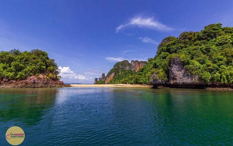 Ao Nang: Hong Islands Tour by Speedboat or Longtail Boat - Pickup at 7:45 to 8:30 in the morning