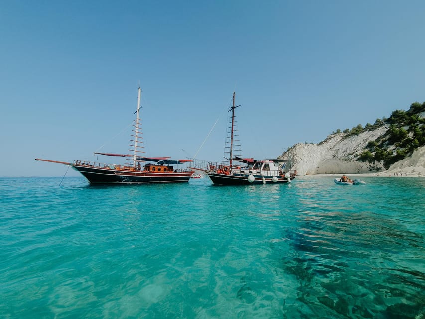 Argostoli: Full-Day Boat Trip with Lunch & Wine - Weather, changes, and comfort
