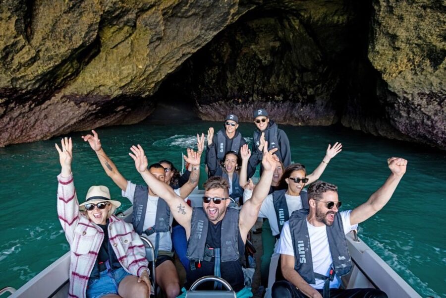 Armação de Pêra: Benagil Caves and Secret Beaches Boat Trip - Arriving at Benagil Cave