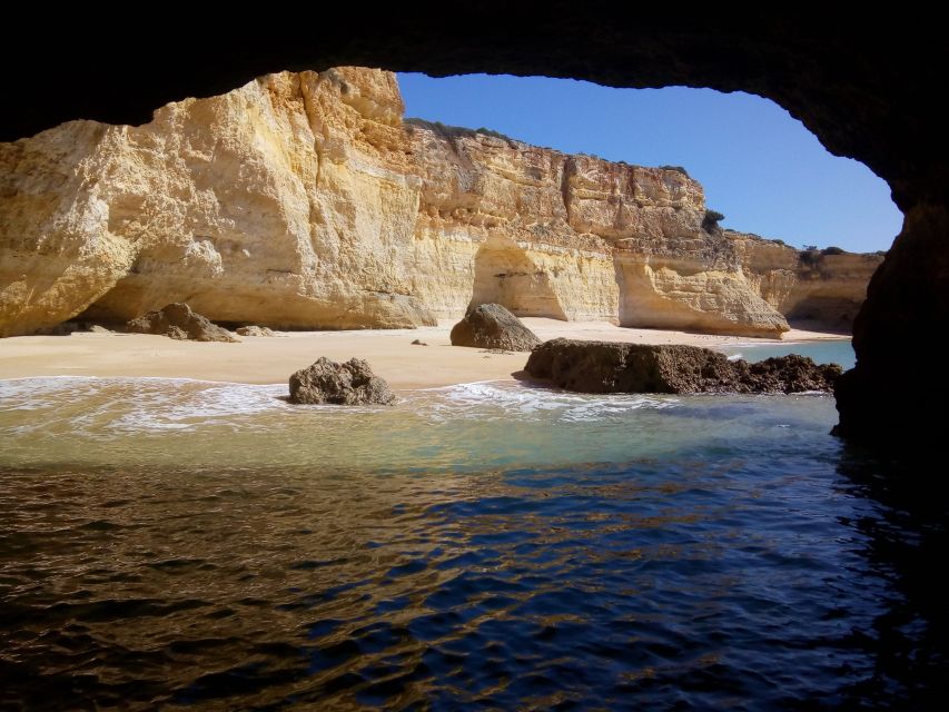 Armação de Pêra: Guided Boat Tour of Benagil's 15 Best Caves - Why this Armação de Pêra departure works so well