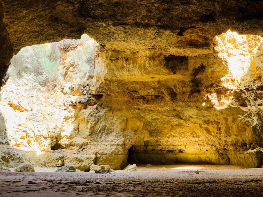 Armação de Pêra: Guided Boat Tour of Benagil's 15 Best Caves - Weather, comfort, and who should skip it
