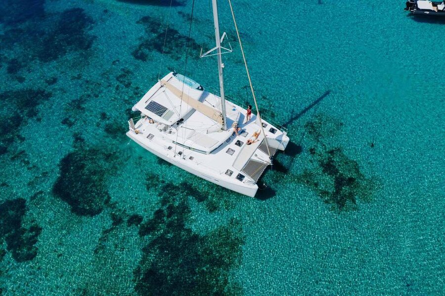 Athens: Catamaran Cruise with Fresh Lunch and Wine - Key details before you book