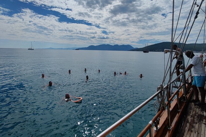Athens cruise: Agistri, Moni/Metopi, Aegina with lunch & drinks - Agistri: a short taste of a green island