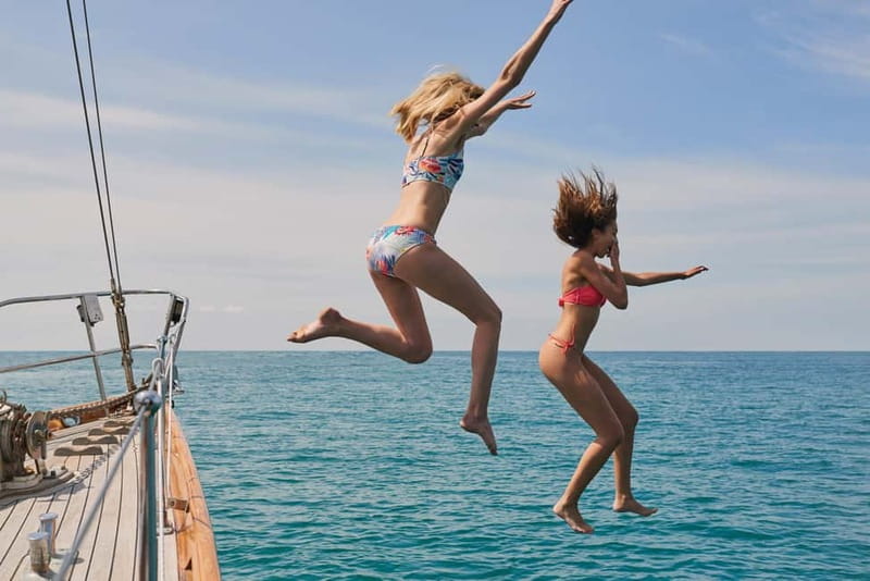 Athens: Cruise to Agistri, Moni & Aegina with Lunch & Drinks - Breakfast and the first stretch across the Saronic Gulf