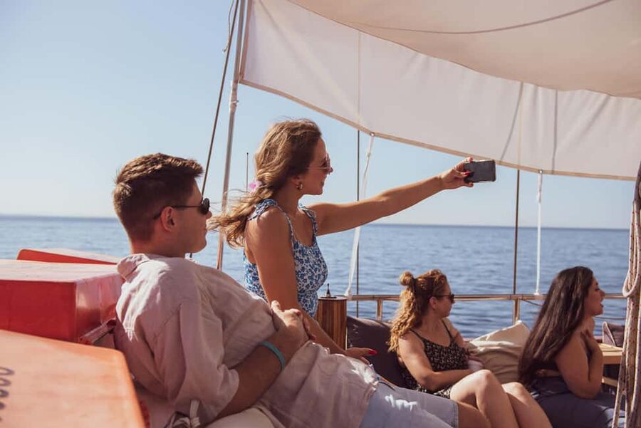 Athens Day Cruise: Agistri, Moni & Aegina + Lunch & Drinks - Who will enjoy this day most?