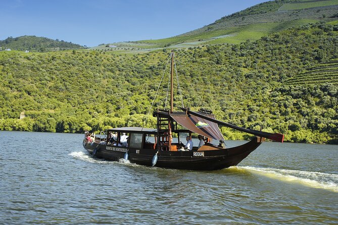 Authentic Small Group Douro Wine Tour with Lunch & River Cruise - Leaving Porto at 8:00 AM