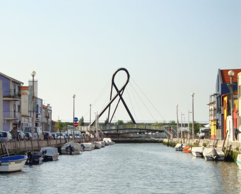 Aveiro: Walking Tour, Boat Cruise, Sweets & Church Entrance - Timing, breaks, and physical effort