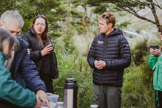 Award Winning Milford Sound Full Day Tour & Cruise from Te Anau - Homer Tunnel and the Cleddau Valley