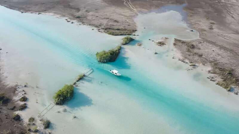 Bacalar: 3 Hour Boat Trip with Swimming & Drinks - Starting at Casa China and Costera 67