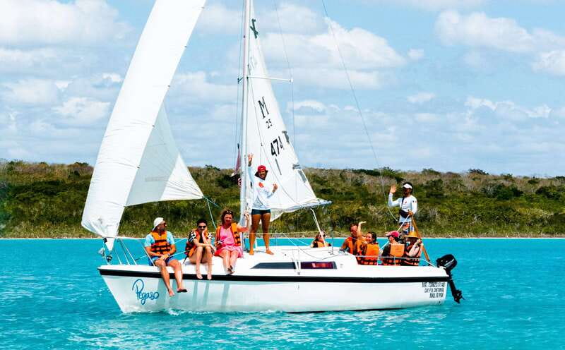 Bacalar: Group Sailing Trip with Swimming and Drinks - Choosing your departure time