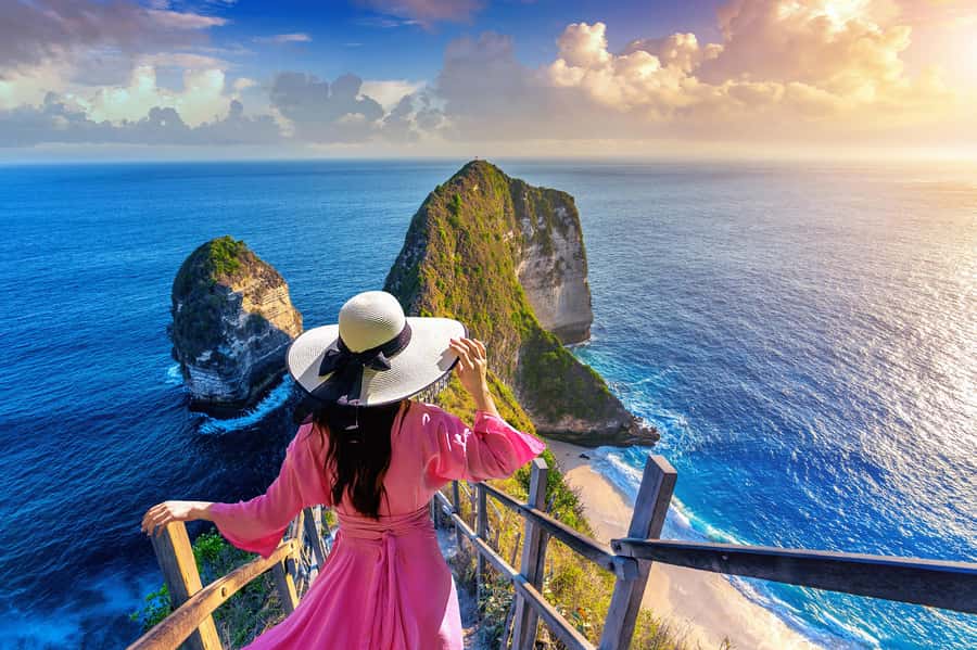 Bali: Full-Day Nusa Penida Highlights Tour with Transfer - Kelingking Beach and the famous cliff view