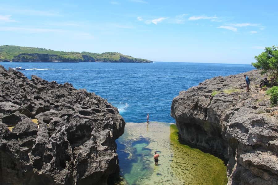 Bali: Full-Day Nusa Penida Highlights Tour with Transfer - Who gets the best value for $30?