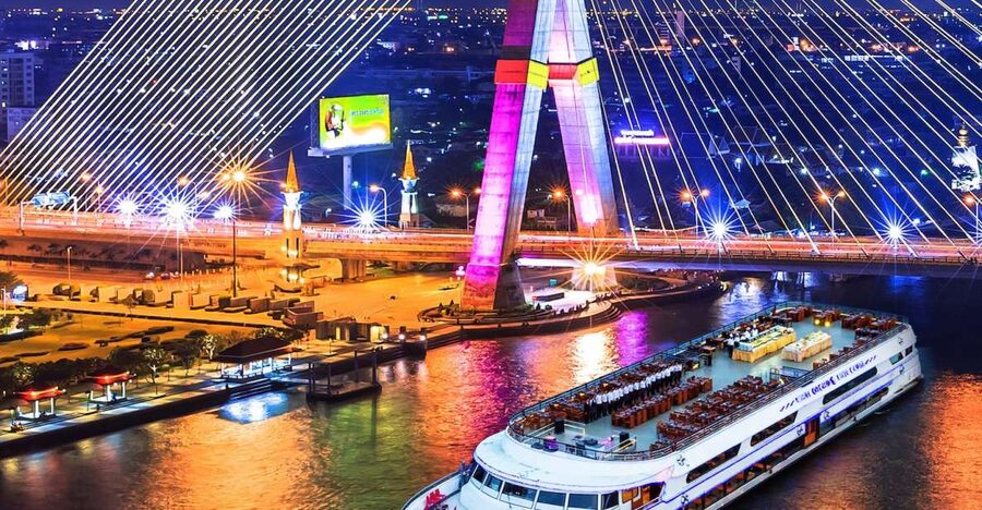 Bangkok: 2-Hour Dinner & Shows on White Orchid River Cruise - What the two-hour evening actually feels like