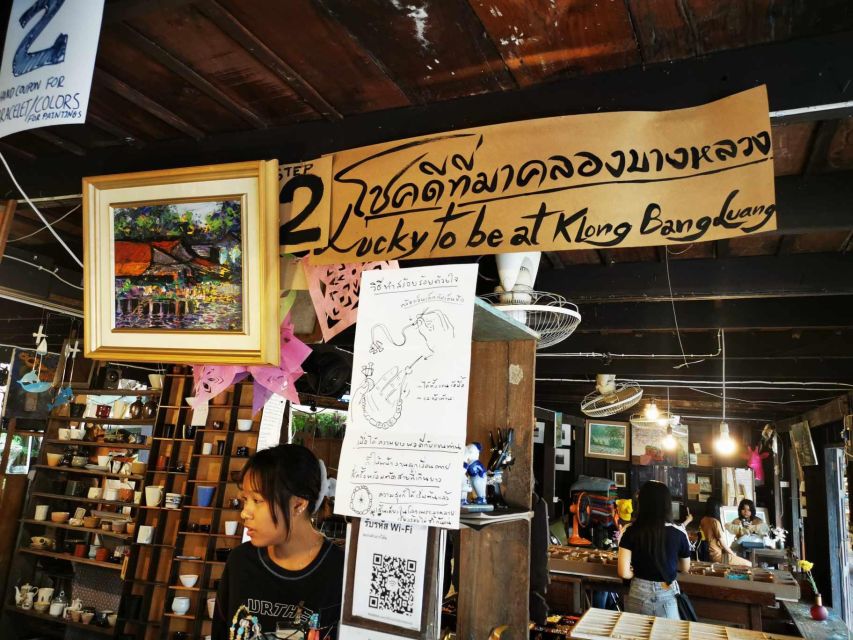 Bangkok: Canal Boat Tour, Big Buddha & Artist's House - Seeing daily life from the canal