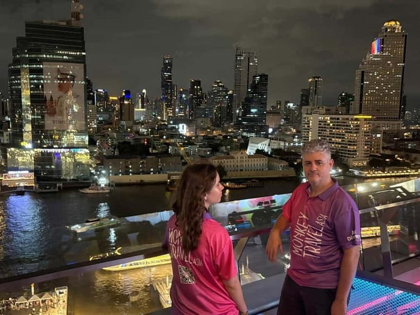 Bangkok: Opulence Luxury River Dinner Cruise - What the two-hour evening actually feels like