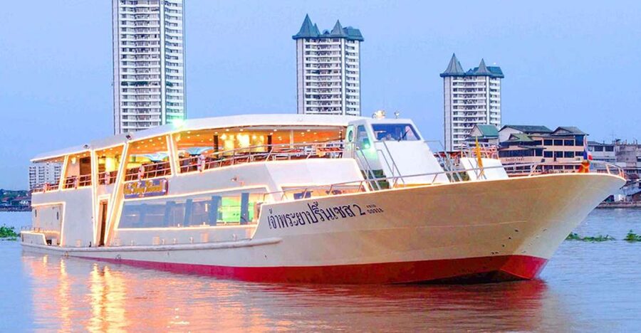 Bangkok: River Dinner Cruise on the Chao Phraya Princess - Boarding the Chao Phraya Princess at night