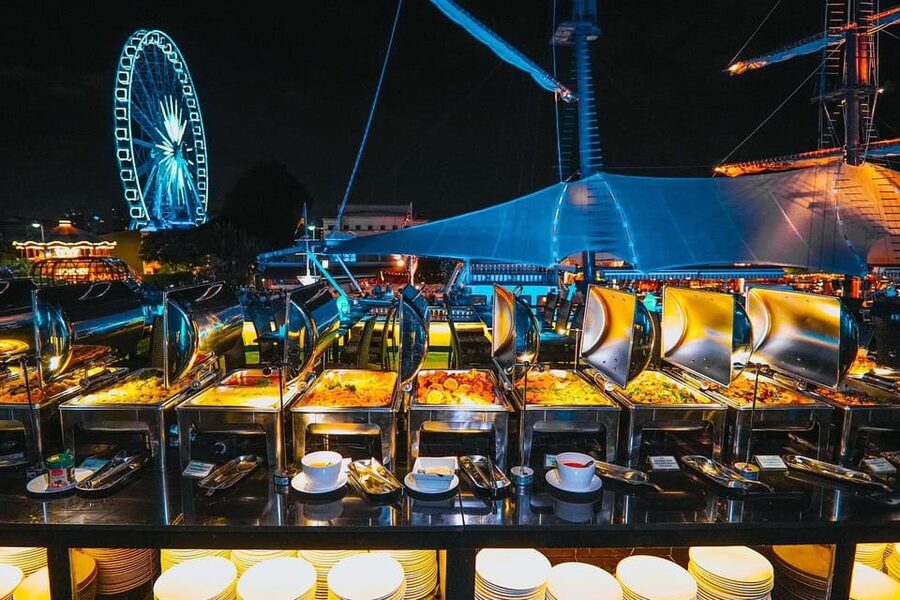 Bangkok: Royal Princess River Dinner Cruise with Live Music - Value at $41 per person