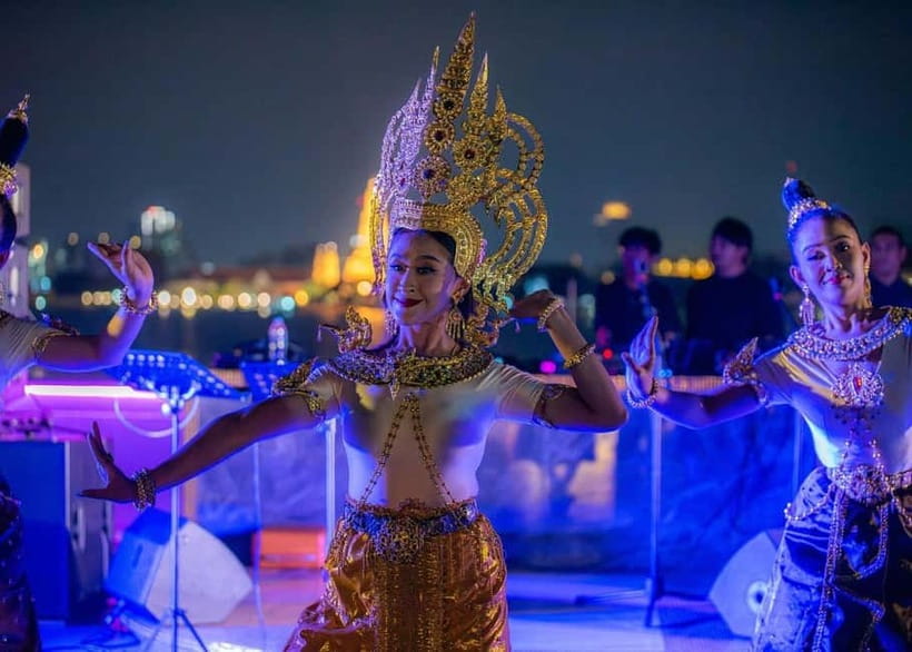 Bangkok: The Newest Luxury 5-Star Bangkok Chao Phraya Cruise - What Dinner Looks Like During the Two-Hour Cruise