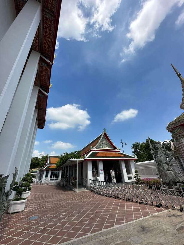 Bangkok: Tuk Tuk Day Pass App & Boat Chao Phraya River - Sukhumvit and Ari with the Plus Pass