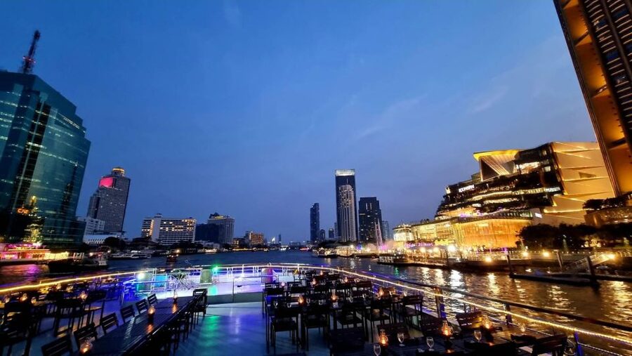 Bangkok: White Orchid Chao Phraya Dinner Cruise - Practical timing and what to bring