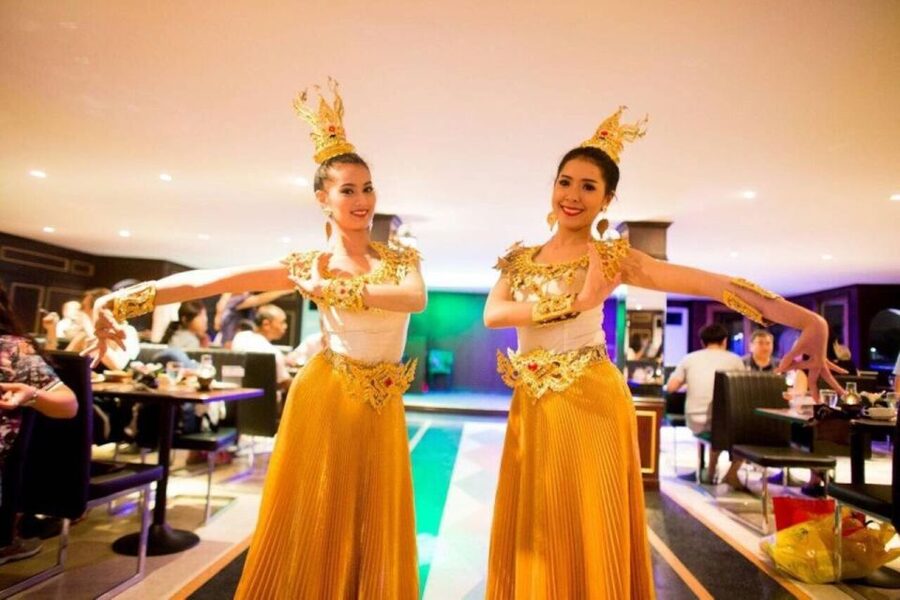 Bangkok: White Orchid Chao Phraya Dinner Cruise free Beer - Live music, Thai dance, and cabaret