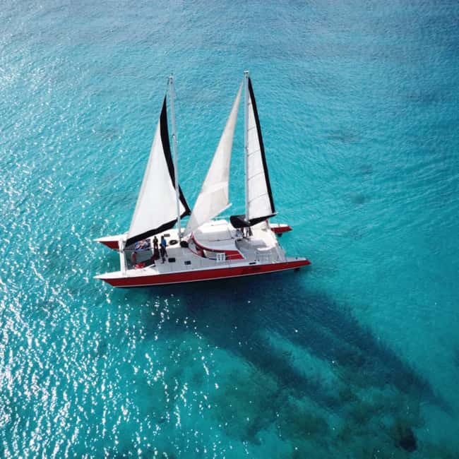 Barbados: Catamaran Tour with Snorkeling and Lunch - Setting sail from Bridgetown