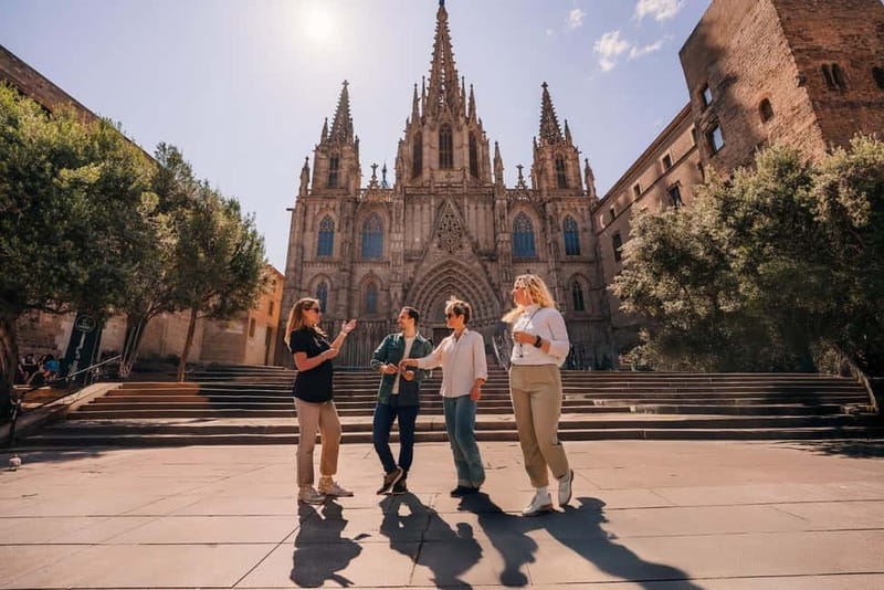 Barcelona: Helicopter, Boat Ride & Old Town Private Tour - Timing, comfort, and practical details