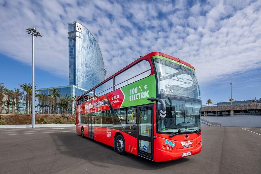 Barcelona: Hop-On Hop-Off Bus with Sailing Cruise - Is the $49 price good value?
