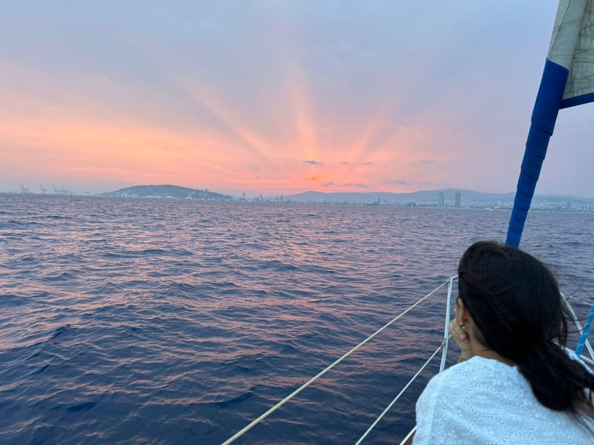 Barcelona: Sunset Sailboat Cruise with Drinks and Snacks - Drinks, snacks, and the relaxed hour on board