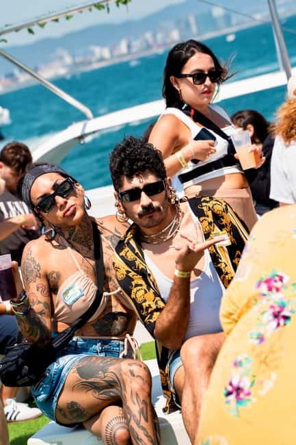 Barcelona: The Original Barcelona Boat Party - Music, dancing, and the social side