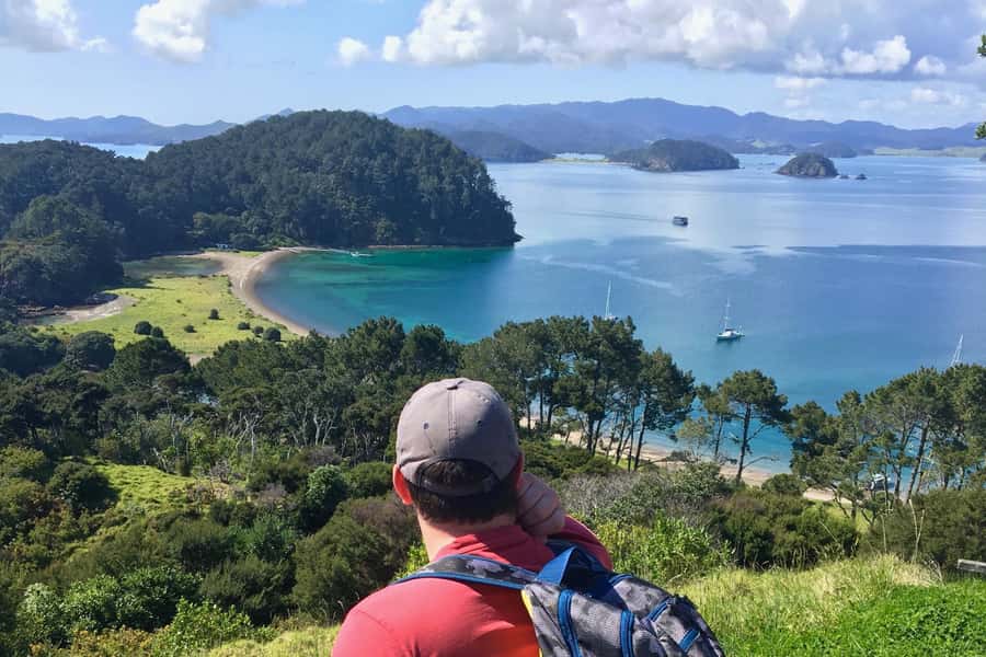 Bay of Islands: 4.5 Hour Day Cruise and Island Getaway Tour - Food, clothing, and what to pack
