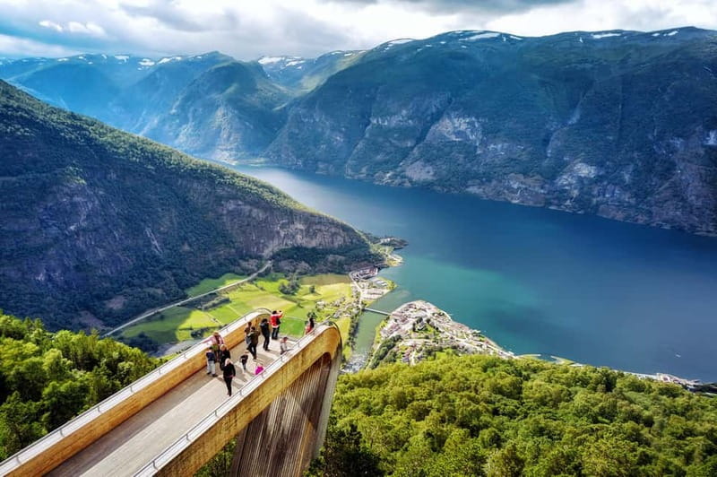 Bergen: UNESCO Fjord Cruise, Flåm & Stegastein - Incl. Lunch - Key points before you book