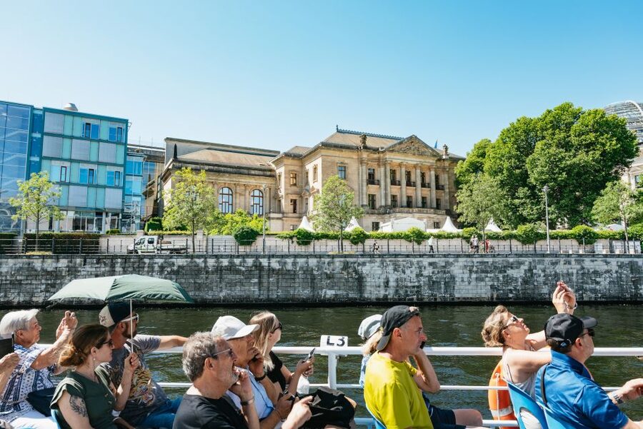 Berlin: 1-Hour City Tour by Boat with Guaranteed Seating - Key Things to Know Before You Board