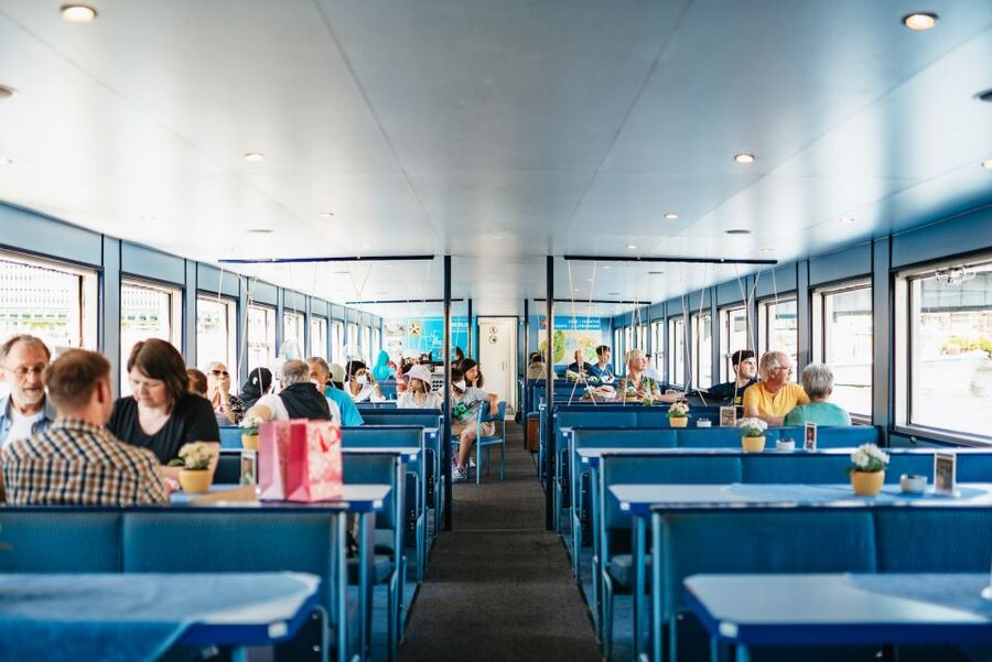 Berlin: 1-Hour City Tour by Boat with Guaranteed Seating - Comfortable Seats, Open Views, and Onboard Service