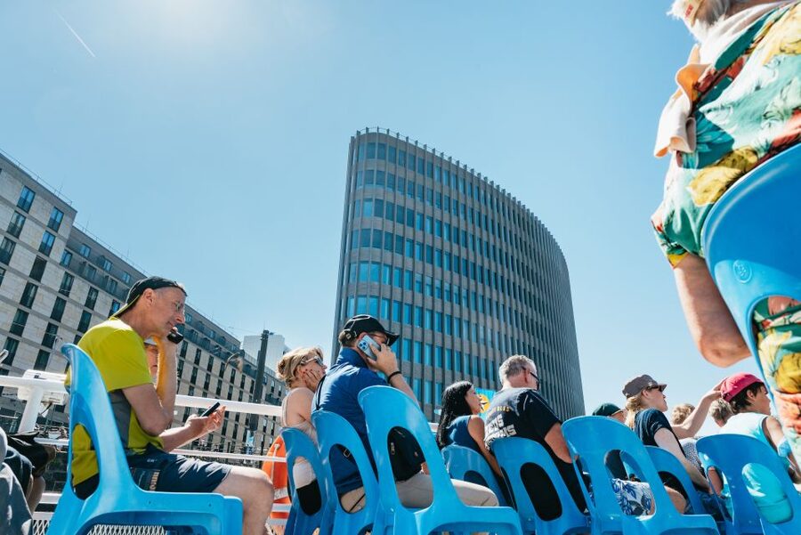 Berlin: 1-Hour City Tour by Boat with Guaranteed Seating - Should You Book It?