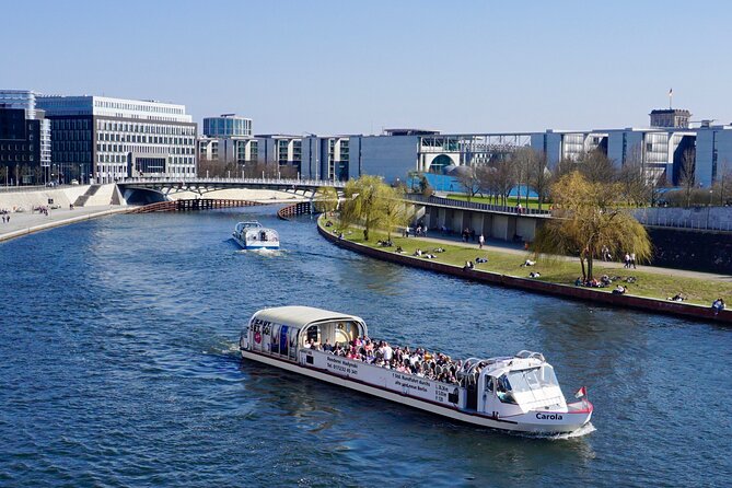 Berlin: 1-hr Boat Tour with Bilingual Live Guide (DE/EN) - Finding Reederei Hadynski near Hackescher Markt