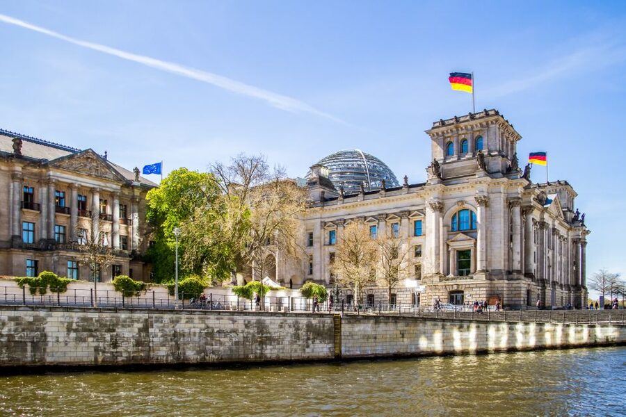Berlin: Boat Tour Along the River Spree - Why a Spree cruise works well in Berlin