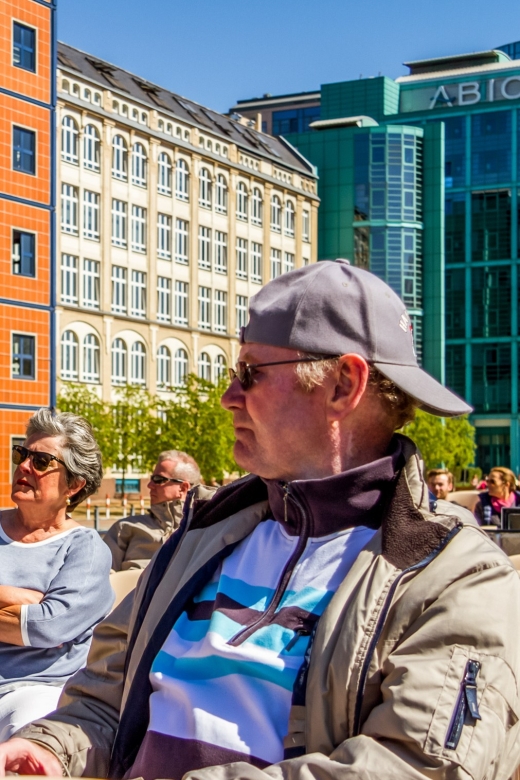 Berlin: Boat Tour Along the River Spree - Berlin Central Station and the Interior Ministry
