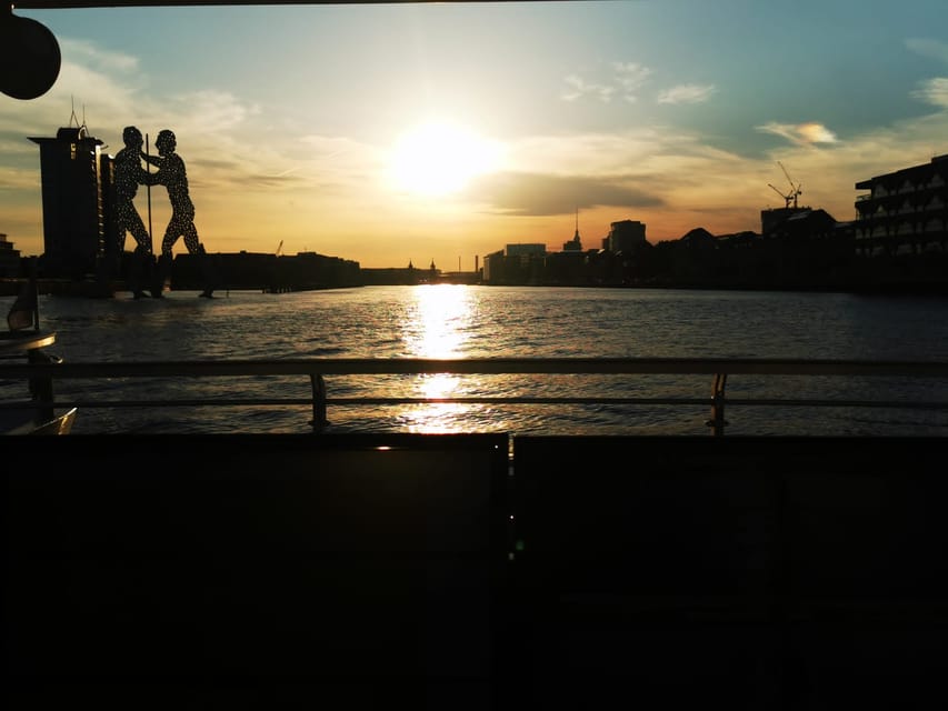 Berlin: Exclusive Boat Tour on a Solar-Powered Catamaran - Accessibility, dogs, and who will enjoy it