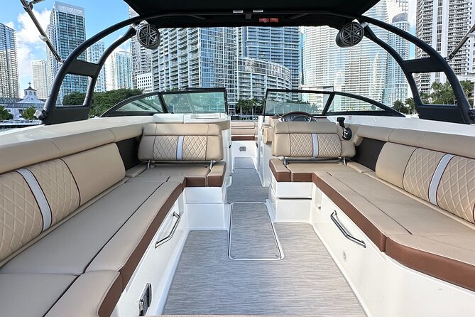 Best of Miami: Private Top-Rated Boat Charter & Guided Experience - Leaving from the Miami River