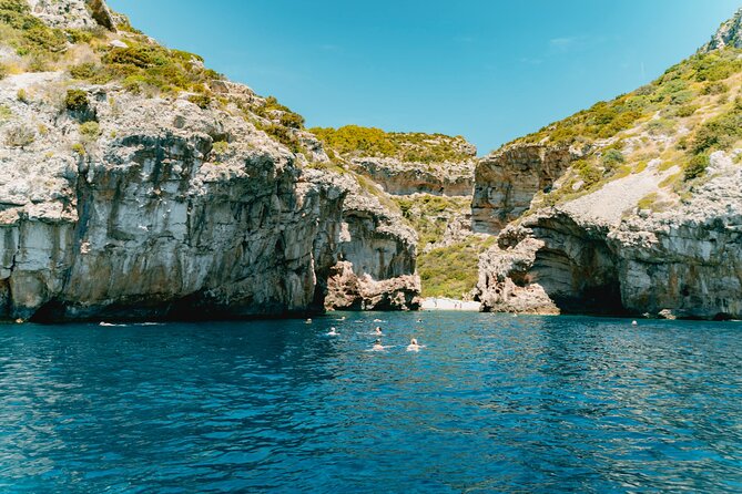 Blue Cave & 6 Islands Speedboat Tour From Split or Podstrana - Komiža offers the day’s easiest pause