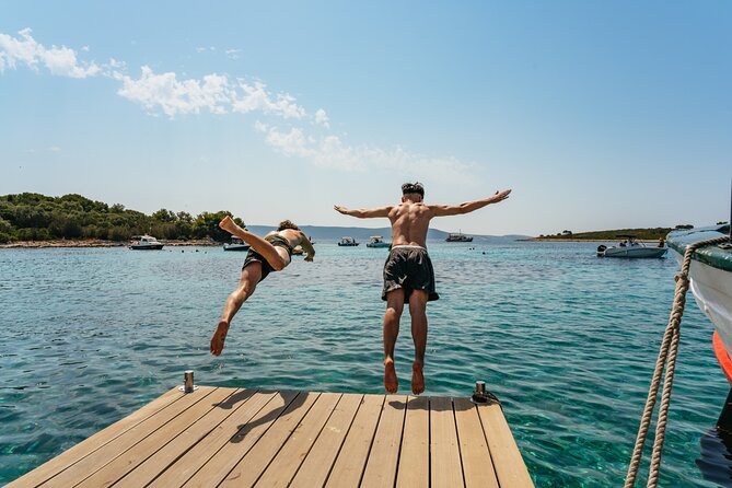 Blue Lagoon & 3 Islands Small-Group Speedboat Tour - What this Split speedboat tour is really like