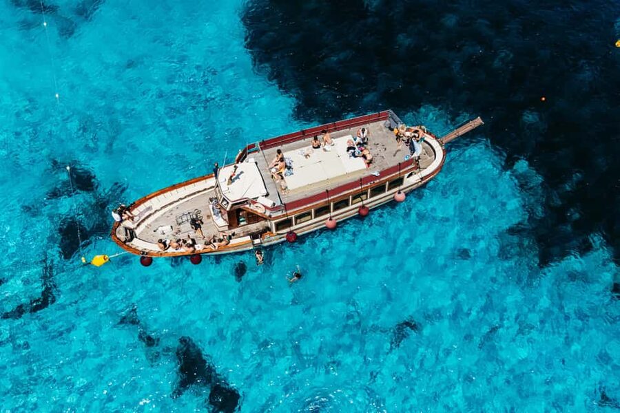 Boat Tour to Caprera and La Maddalena Archipelago - The swimming experience: what you should really expect