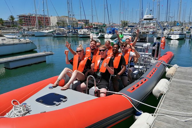 Boat trip to the caves of Benagil - From Lagos Marina to the open sea